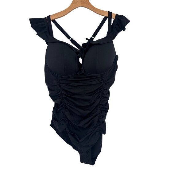 Torrid Black Ruffle Ruched One-Piece Swimsuit Size 2X plus slimming - Picture 2 of 8